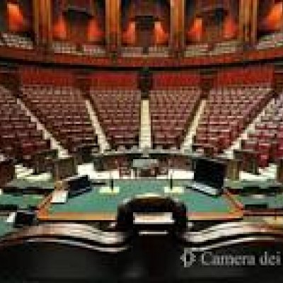 Finalmente diamo attuazione all'articolo 49 della Costituzione