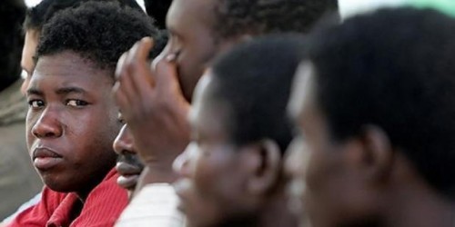 Anzio, gravissimo atto di violenza contro i migranti: un'interrogazione per far luce sull'accaduto