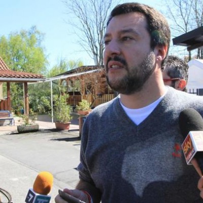 Campi rom, le parole di Salvini sono inquietanti e suscitano paura e ribrezzo