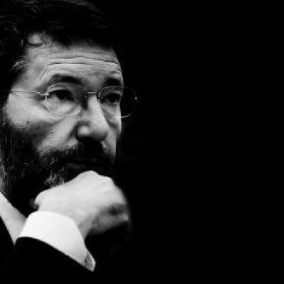 Paradossale la querela del M5S al Sindaco Ignazio Marino, soprattutto a fronte degli insulti quotidiani dai banchi grillini in Aula