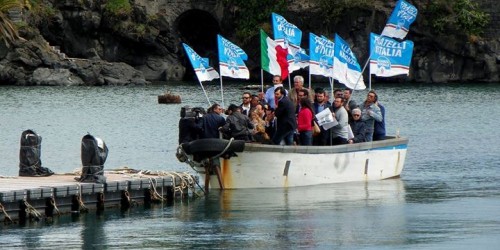 FdI simula uno sbarco a Catania: ignobile fomentare una guerra tra poveri